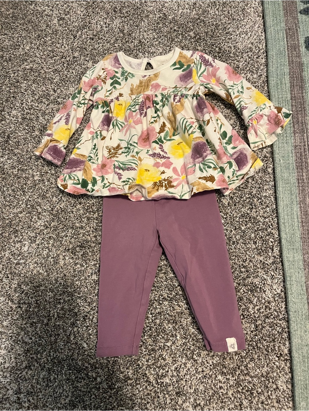 Burt’s Bees Baby Girl Outfit